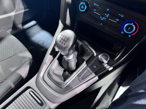 Ford Focus 1.0T EcoBoost ST-Line Euro 6 (s/s) 5dr 20