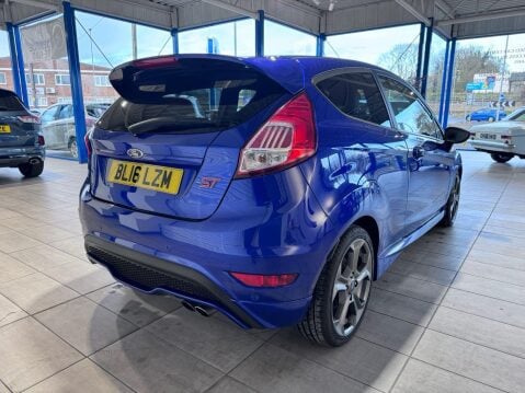 Ford Fiesta 1.6T EcoBoost ST-3 Euro 6 3dr 3