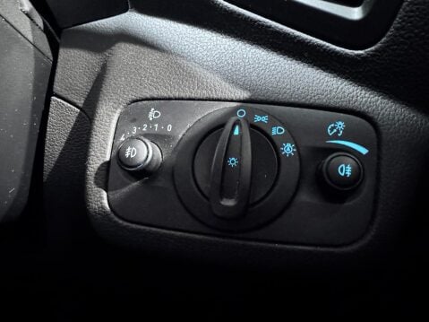 Ford Kuga 2.0 TDCi ST-Line X Powershift AWD Euro 6 (s/s) 5dr 29