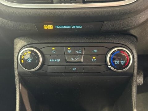 Ford Fiesta 1.0T EcoBoost Zetec Euro 6 (s/s) 5dr 26