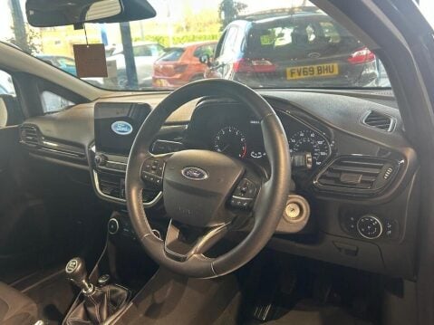 Ford Fiesta 1.0T EcoBoost Zetec Euro 6 (s/s) 5dr 8