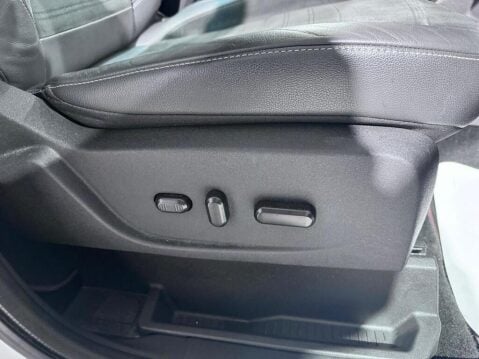 Ford Kuga 2.0 TDCi ST-Line X Powershift AWD Euro 6 (s/s) 5dr 32