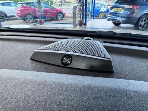 Ford Puma 1.0T EcoBoost MHEV ST-Line Vignale DCT Euro 6 (s/s) 5dr 35