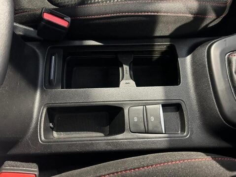 Ford Focus 1.0T EcoBoost ST-Line Euro 6 (s/s) 5dr 26