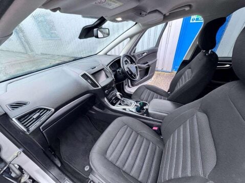 Ford Galaxy 2.0 TDCi Titanium MPV 5dr Diesel Powershift Euro 6 (s/s) (180 ps) 4