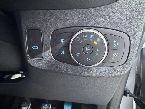 Ford Puma 1.0T EcoBoost MHEV ST-Line X Euro 6 (s/s) 5dr 31