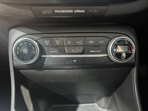 Ford Fiesta 1.0T EcoBoost Titanium Euro 6 (s/s) 5dr 24