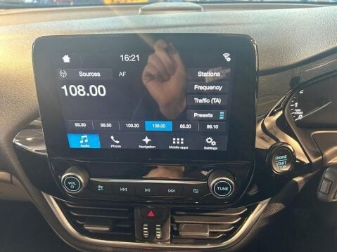 Ford Fiesta 1.0T EcoBoost Titanium Euro 6 (s/s) 5dr 21