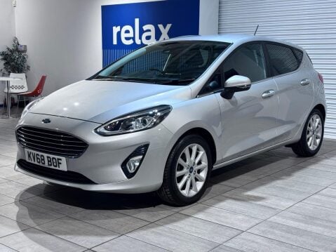 Ford Fiesta 1.0T EcoBoost Titanium Euro 6 (s/s) 5dr 4
