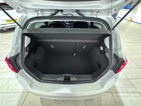 Ford Fiesta 1.0T EcoBoost Titanium Euro 6 (s/s) 5dr 31