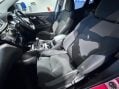 Nissan Qashqai 1.3 DIG-T N-Connecta Euro 6 (s/s) 5dr 28