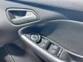 Ford Focus 2.0T EcoBoost ST-3 Euro 5 (s/s) 5dr 22
