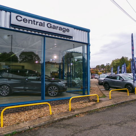 Welcome to Central garage in Irthlingborough, near Wellingborough, Northamptonshire