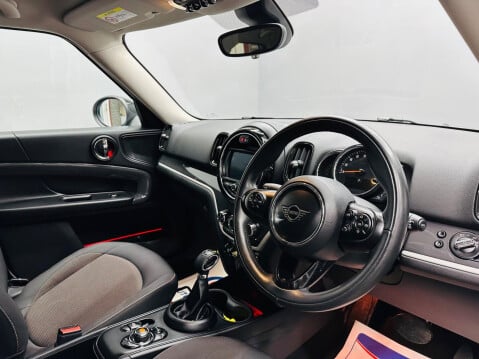 Mini Countryman 1.5 7.6kWh Cooper SE Classic Auto ALL4 Euro 6 (s/s) 5dr 19