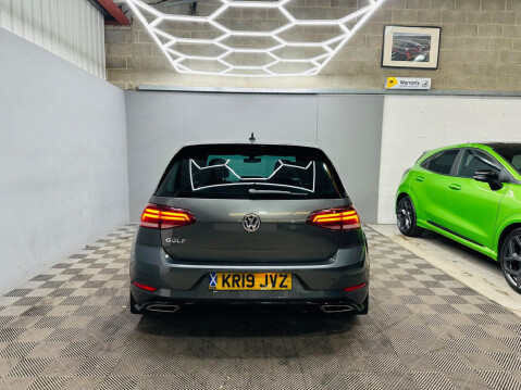Volkswagen Golf 2.0 TDI R-Line DSG Euro 6 (s/s) 5dr 23