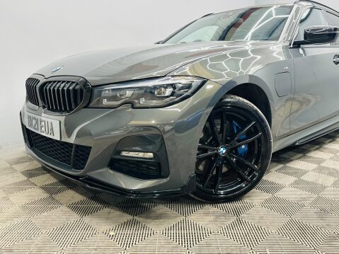 BMW 3 Series 2.0 330e 12kWh M Sport Pro Edition Touring Auto xDrive Euro 6 (s/s) 5dr 2