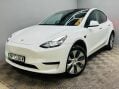 Tesla Model Y Auto RWD 5dr 1
