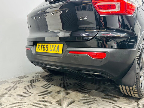 Volvo XC40 2.0 D4 R-Design Pro Auto AWD Euro 6 (s/s) 5dr 13