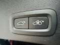 Volvo XC40 2.0 D4 R-Design Pro Auto AWD Euro 6 (s/s) 5dr 25