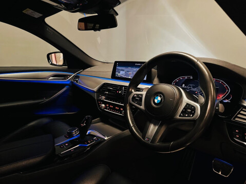BMW 5 Series 2.0 520d MHT M Sport Touring Auto Euro 6 (s/s) 5dr 9