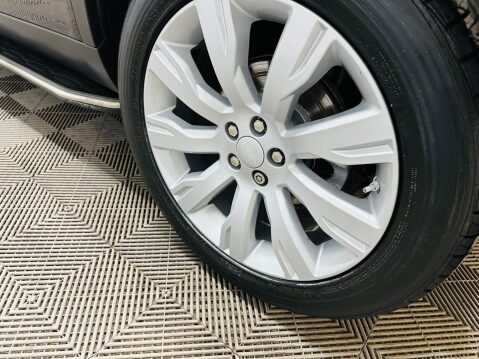 Land Rover Discovery Sport 2.2 SD4 HSE 4WD Euro 5 (s/s) 5dr 23