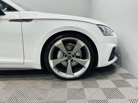 Audi A5 2.0 TDI 40 Black Edition S Tronic Euro 6 (s/s) 2dr 21