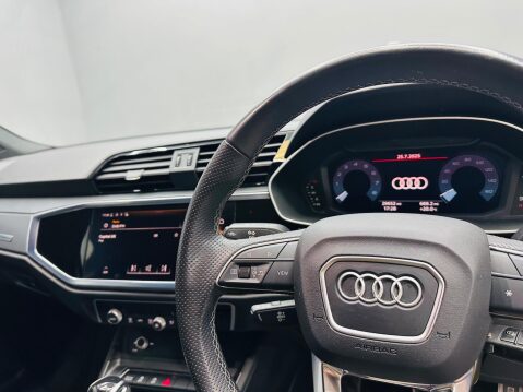 Audi Q3 1.5 TFSI CoD 35 S line S Tronic Euro 6 (s/s) 5dr 15