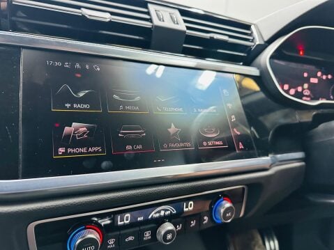 Audi Q3 1.5 TFSI CoD 35 S line S Tronic Euro 6 (s/s) 5dr 10