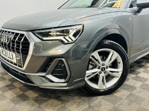Audi Q3 1.5 TFSI CoD 35 S line S Tronic Euro 6 (s/s) 5dr 2
