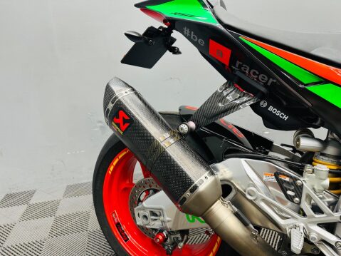 Aprilia RSV4 1000 1000 RR Euro 4 8