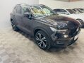 Volvo XC40 2.0 B4 MHEV R-Design Pro Auto Euro 6 (s/s) 5dr 3