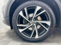 Volvo XC40 2.0 B4 MHEV R-Design Pro Auto Euro 6 (s/s) 5dr 19