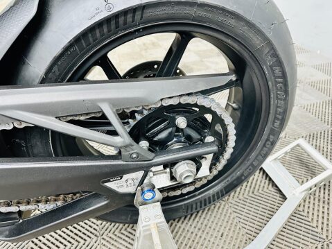 BMW M 1000 Claw-shifted Euro 5 9