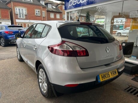 Renault Megane 1.6 dCi ENERGY Dynamique TomTom Euro 5 (s/s) 5dr 4