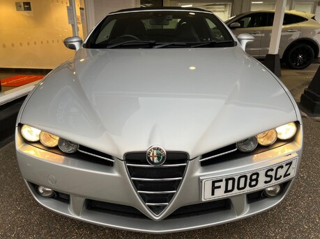 Alfa Romeo Spider 2.2 JTS 2dr 11