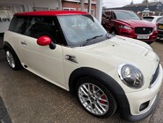 Mini Hatch 1.6 John Cooper Works Euro 5 (s/s) 3dr 9