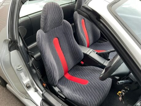 Honda Civic CRX CR-X 1.6 VTEC ESi 2dr 26