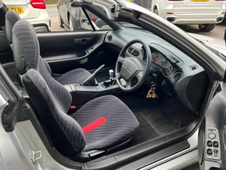 Honda Civic CRX CR-X 1.6 VTEC ESi 2dr 23
