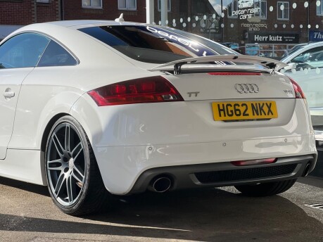 Audi TT TFSI Black Edition S Tronic Euro 5 (s/s) 3dr 8