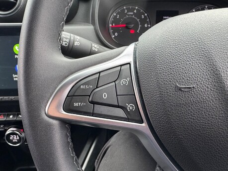 Dacia Duster 1.3 TCe Prestige Euro 6 (s/s) 5dr 27