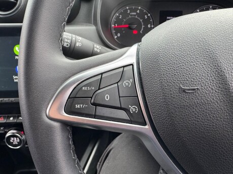 Dacia Duster 1.3 TCe Prestige Euro 6 (s/s) 5dr 27