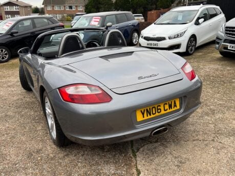 Porsche Boxster 2.7 987 2dr 6