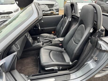 Porsche Boxster 2.7 987 2dr 15