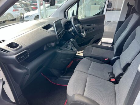 Citroen Berlingo 1.2 1000 PureTech Driver M SWB Euro 6 (s/s) 5dr 13