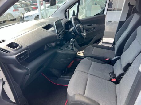 Citroen Berlingo 1.2 1000 PureTech Driver M SWB Euro 6 (s/s) 5dr 13