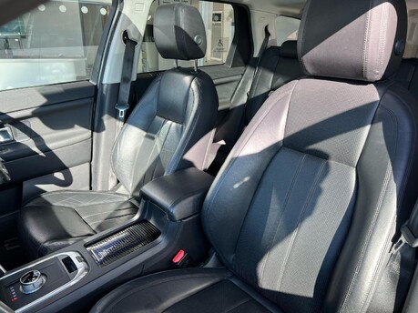 Land Rover Discovery Sport TD4 HSE BLACK 20