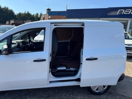 Nissan Townstar 45kWh Acenta Auto L1 H1 6dr 18