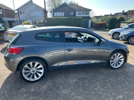 Volkswagen Scirocco 2.0 TDI GT Euro 5 3dr (Leather, Nav) 25