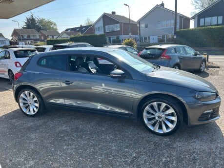 Volkswagen Scirocco 2.0 TDI GT Euro 5 3dr (Leather, Nav) 24