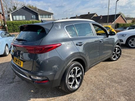 Kia Sportage 1.6 GDi 2 Euro 6 (s/s) 5dr 9